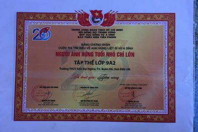 Lớp 9a2 trường THCS Trần Đại Nghĩa đạt Giải tiềm năm Vừ A Dính, năm học 2018-2019