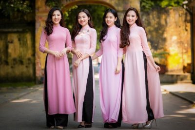 Hình ảnh tuần lễ áo dài chào mừng ngày 08/3 năm học 2020-2021